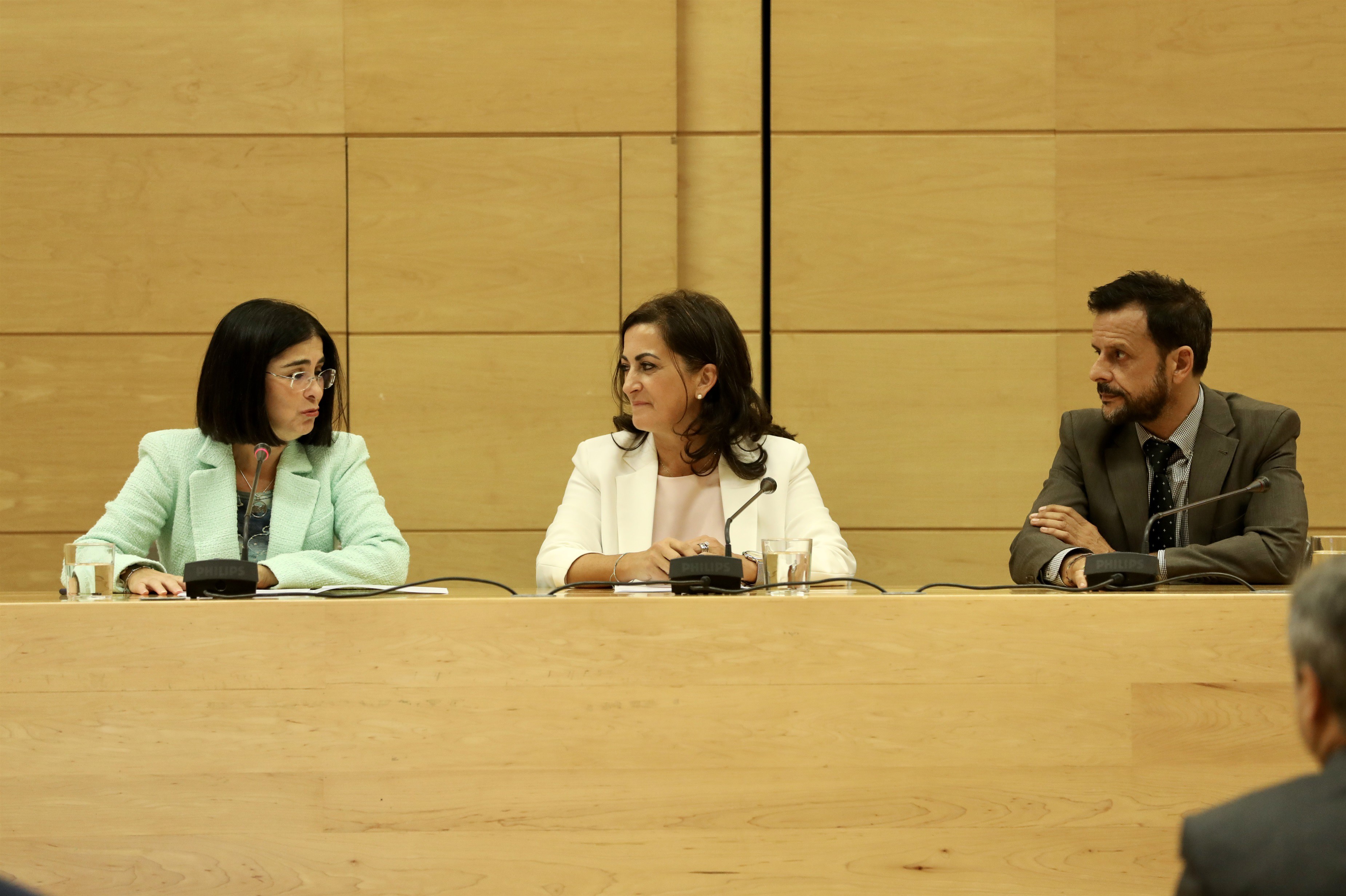 La ministra de Sanidad, Carolina Darias, junto a la presidenta del Gobierno riojano, Concha Andreu, en la inaguruación del XXX Congreso de Derecho y Salud