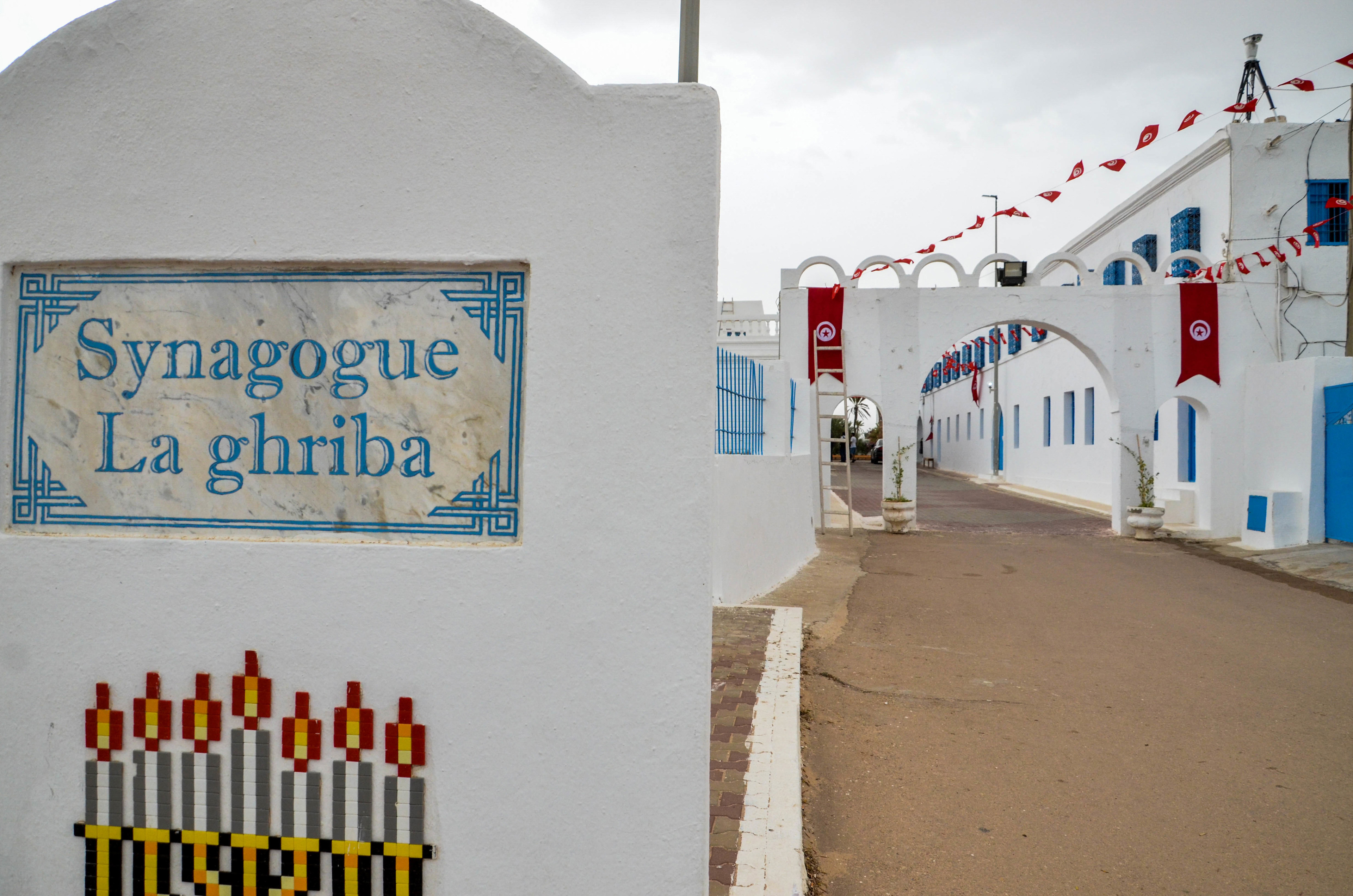 May 8, 2023: Tunis, Tunisia. 08 May 2022. The ancient synagogue ''La Ghriba'' in the Tunisian island of Djerba. The synagogue is an important feature for the Jewish community on the Tunisian island of Djerba, while also being a major site of pilgrimage